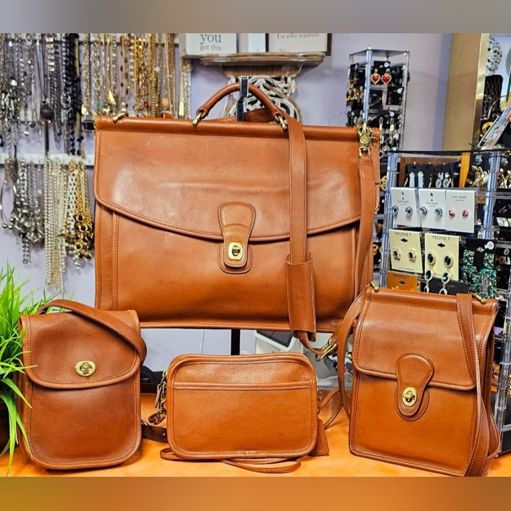 Coach Vintage Elegant Brown Leather Women Bags $225Ea Bag Is Priced